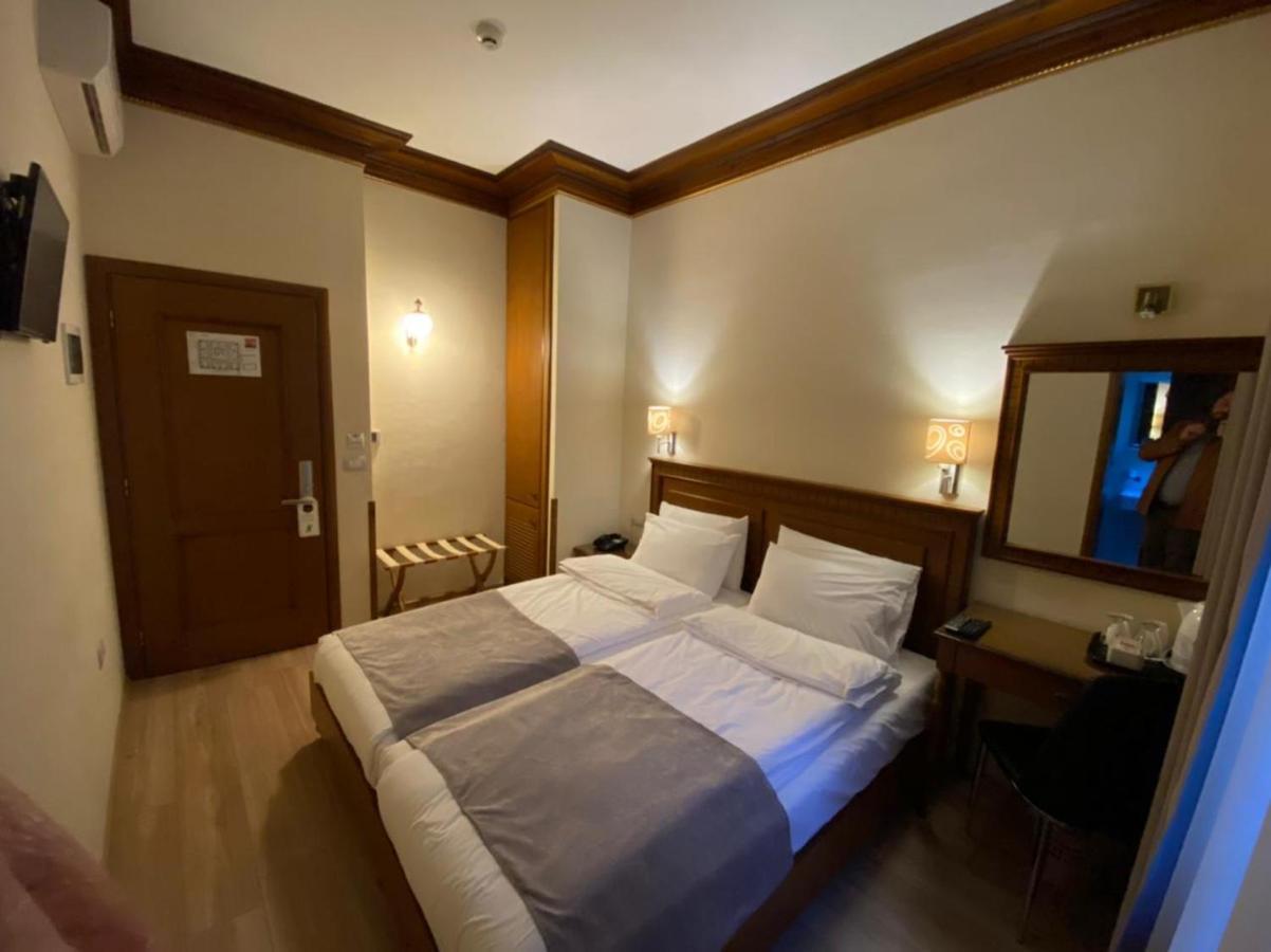 Hotel Argjiro Gjirokaster Luaran gambar