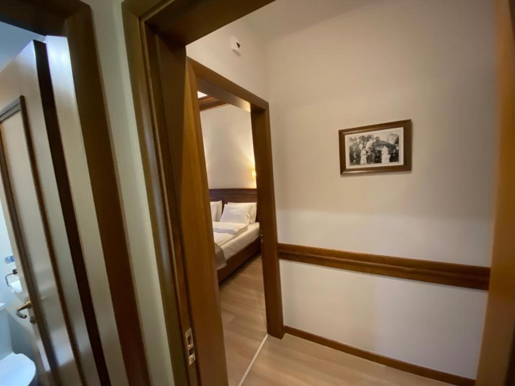 Hotel Argjiro Gjirokaster Luaran gambar