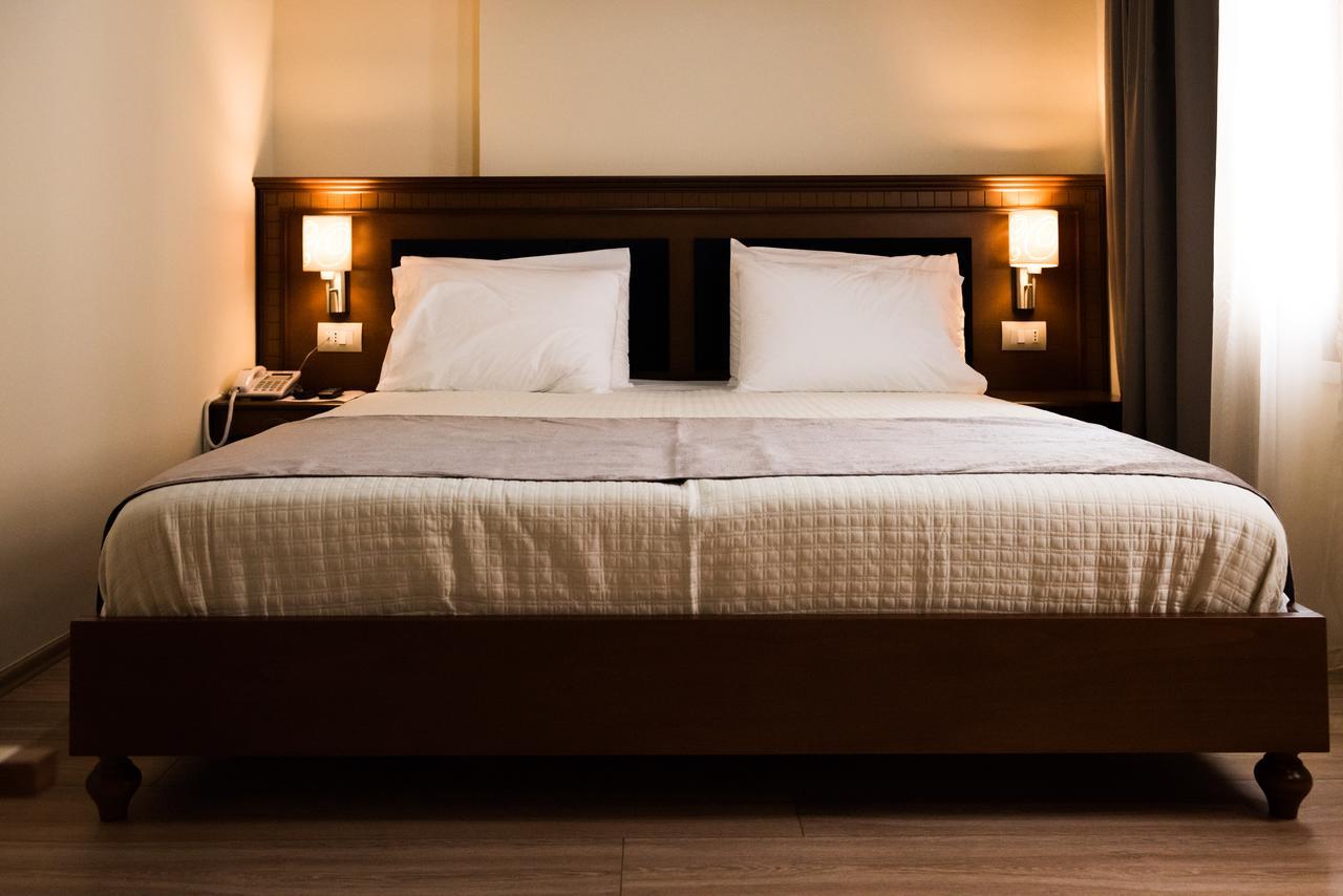 Hotel Argjiro Gjirokaster Luaran gambar
