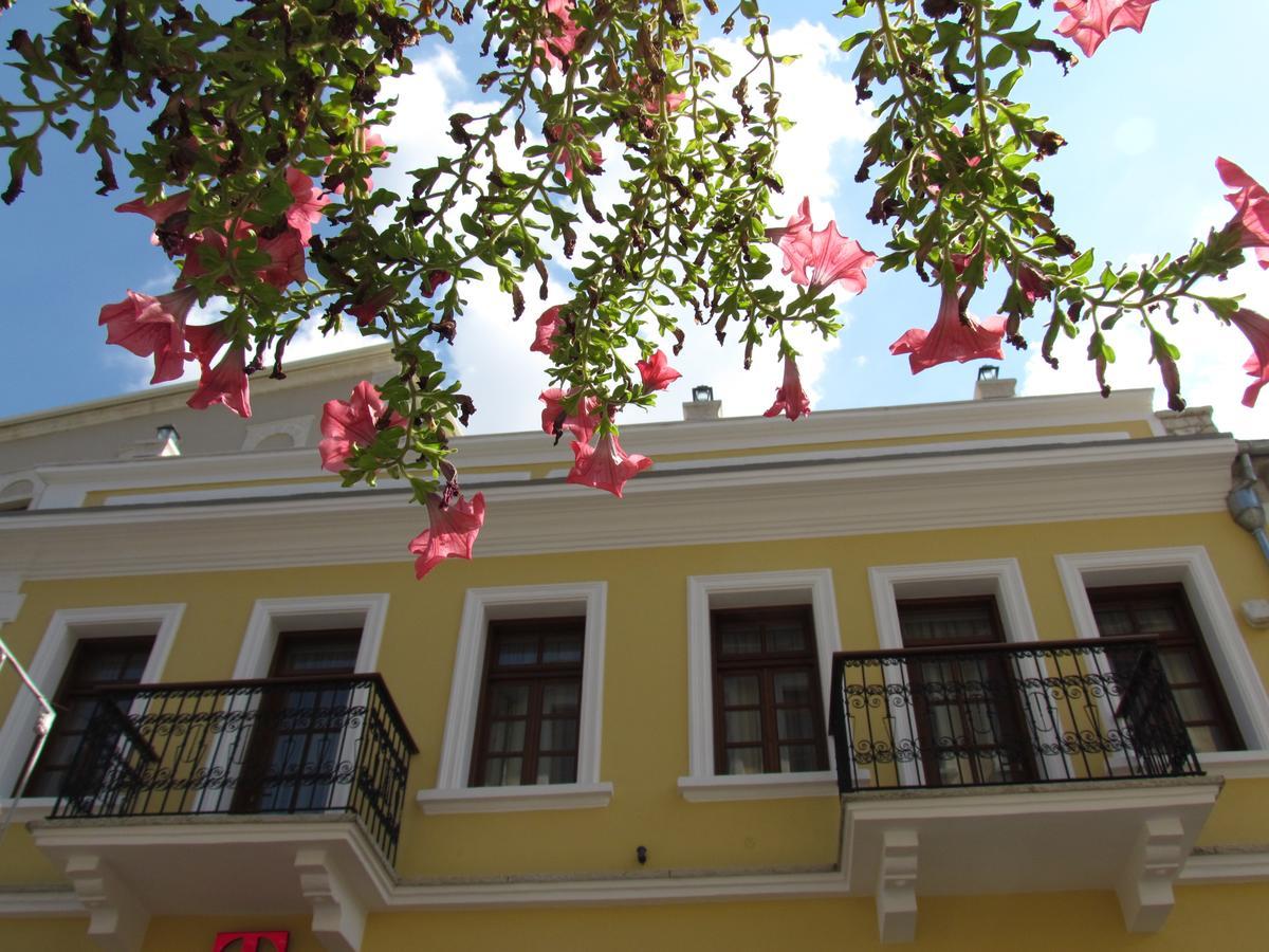 Hotel Argjiro Gjirokaster Luaran gambar