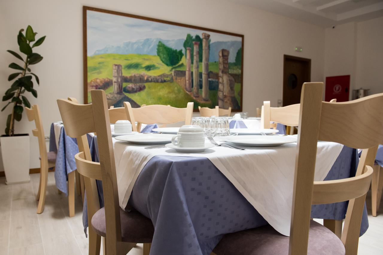 Hotel Argjiro Gjirokaster Luaran gambar