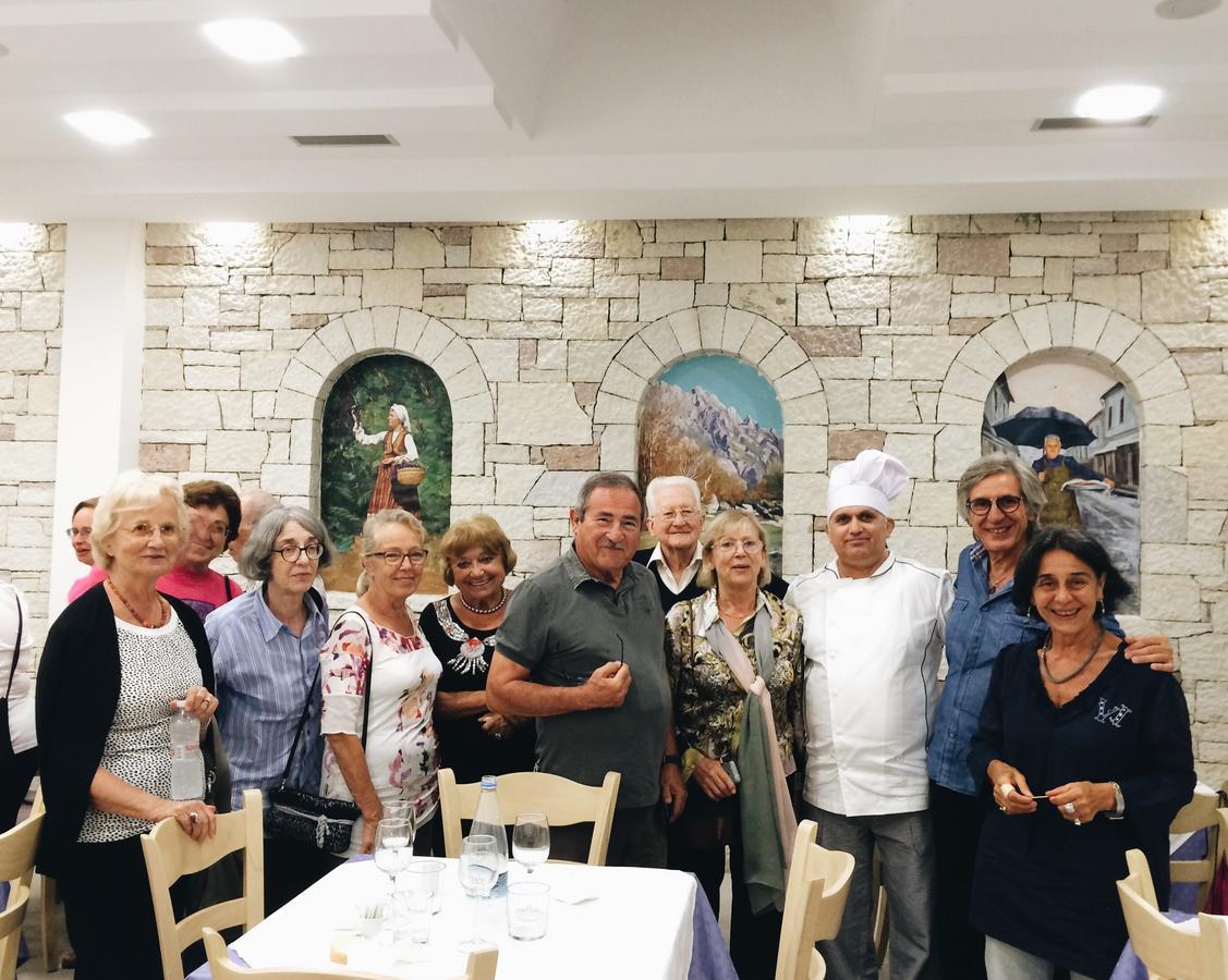 Hotel Argjiro Gjirokaster Luaran gambar