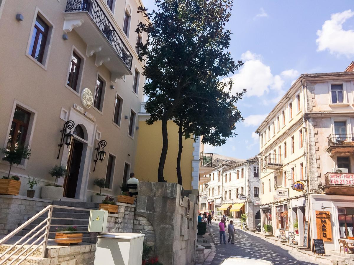 Hotel Argjiro Gjirokaster Luaran gambar