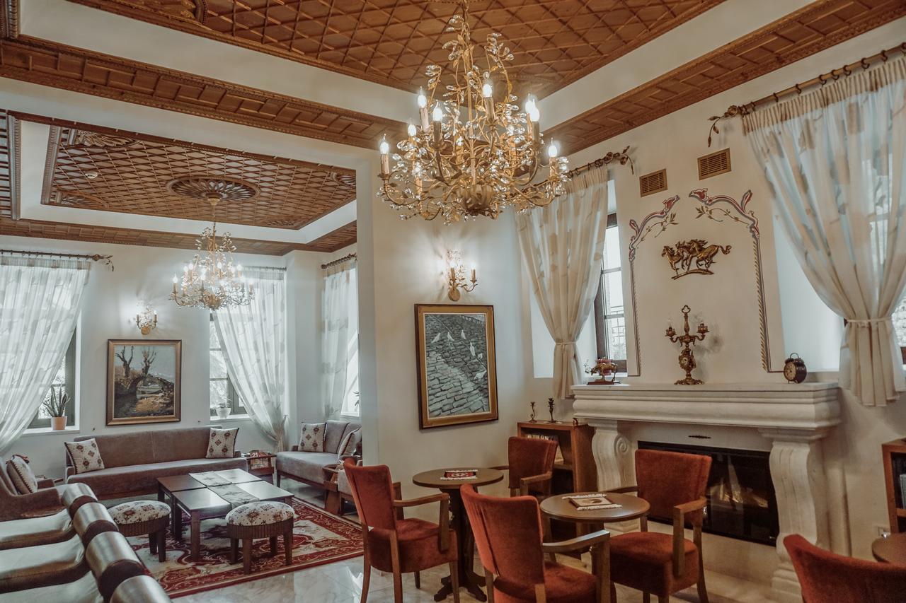 Hotel Argjiro Gjirokaster Luaran gambar