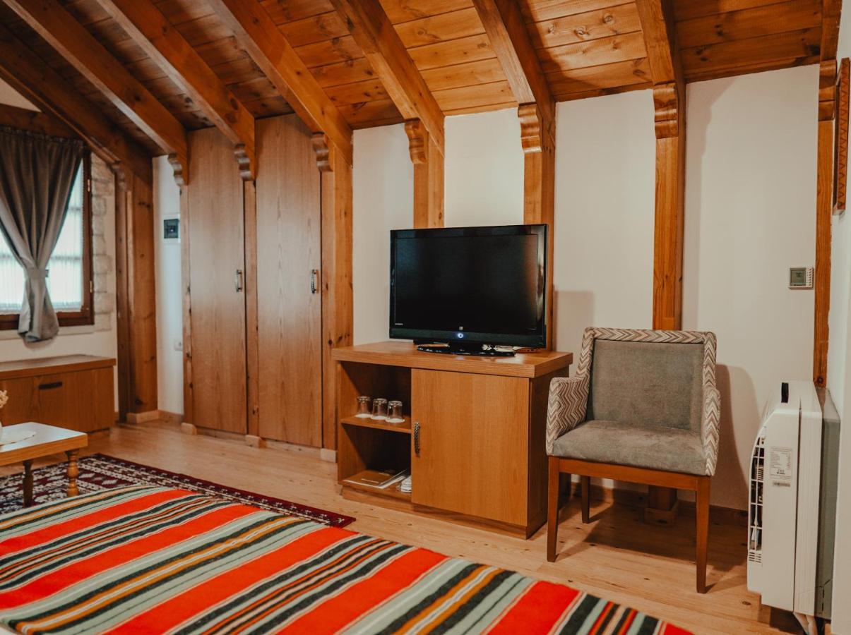Hotel Argjiro Gjirokaster Luaran gambar